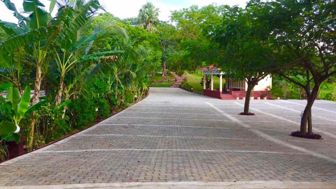 Hill Garden Hotel Chaungtha Exteriér fotografie